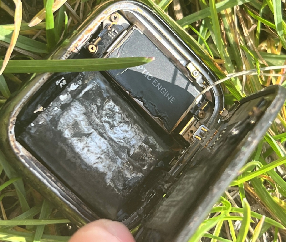 Apple zrobił bombę. Dosłownie, bo skończyło się szpitalem