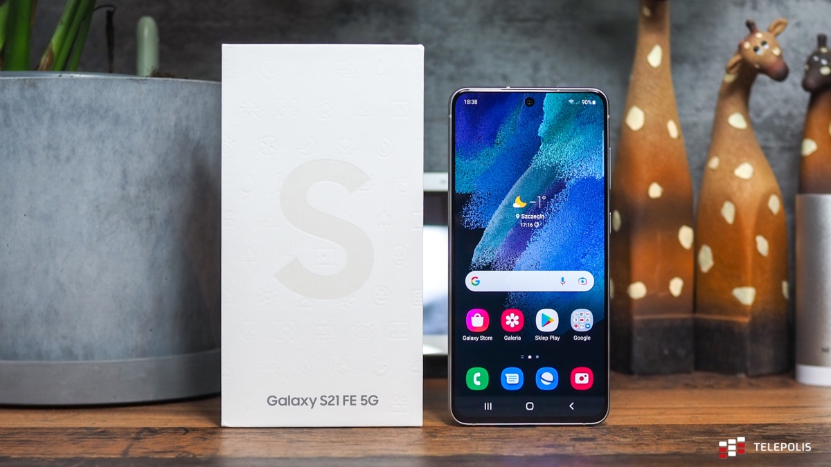 Kup Samsunga Galaxy S21 FE 5G i zgarnij zegarek w prezencie