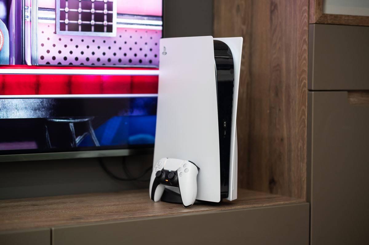PlayStation 5 sprzedaje się lepiej niż myślisz. To Xbox ma problem