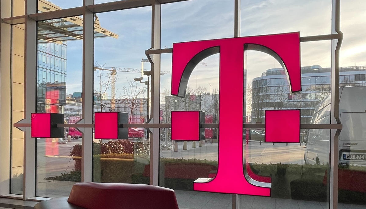 T-Mobile: startuje zimowa wyprzedaż, zniżki do 450 zł