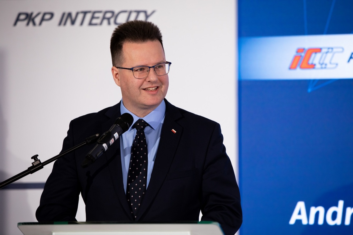 PKP Intercity zamawia nowy system internetowej sprzedaży biletów