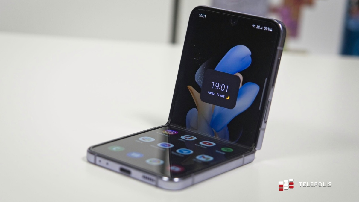 Amerykanie wolą iPhone'y 14 od składanych Samsungów