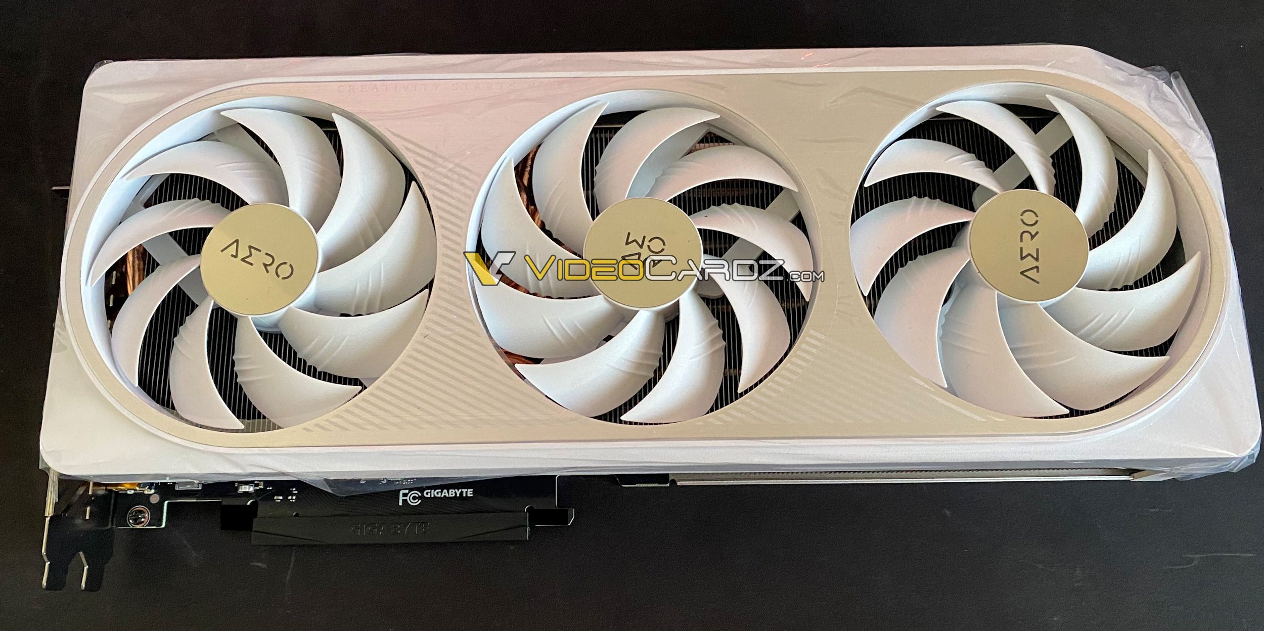 Tak wygląda pierwszy autorski model GeForce RTX 4070 Ti