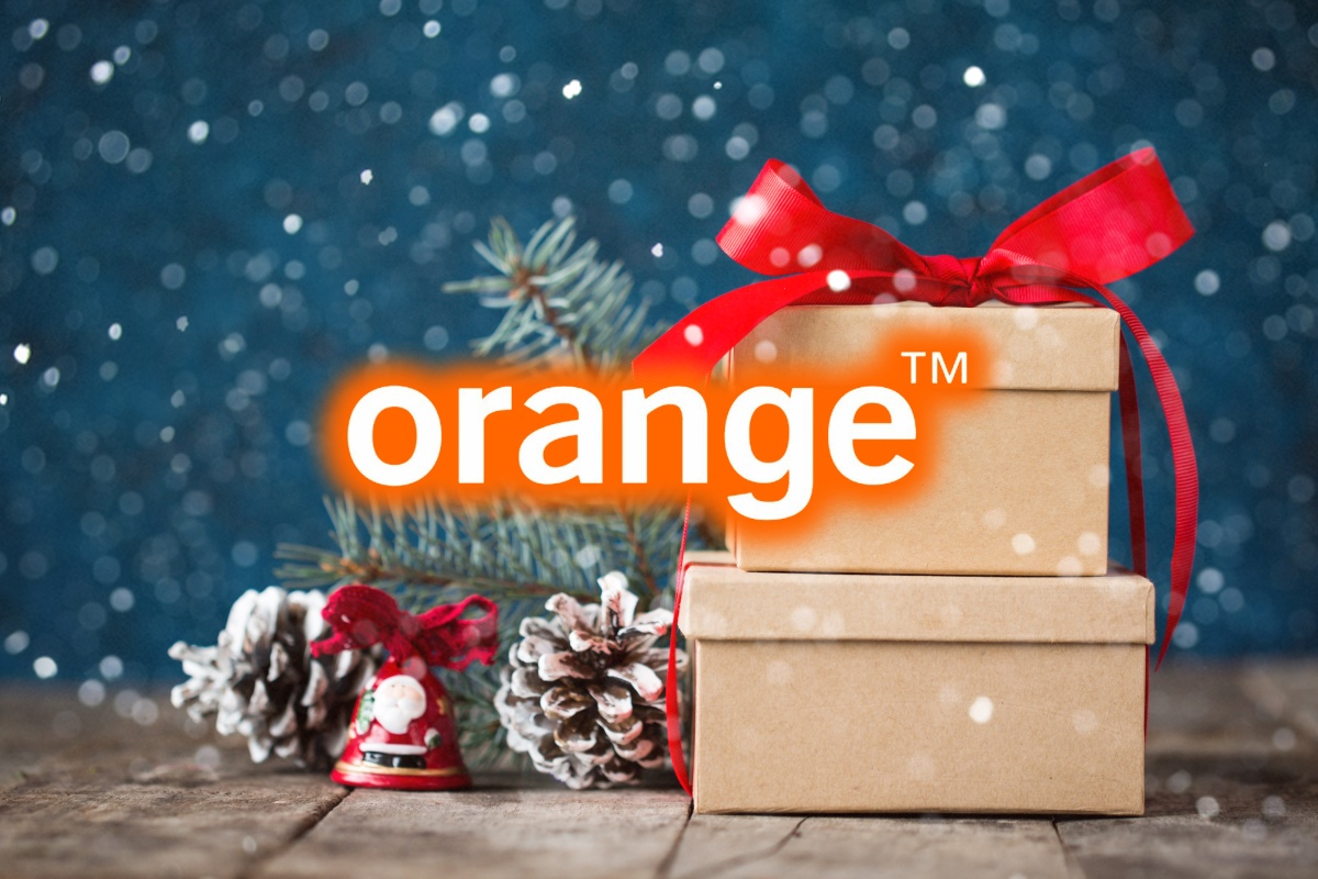 Orange rozdaje prezenty, czyli mikołajki w ofercie na kartę