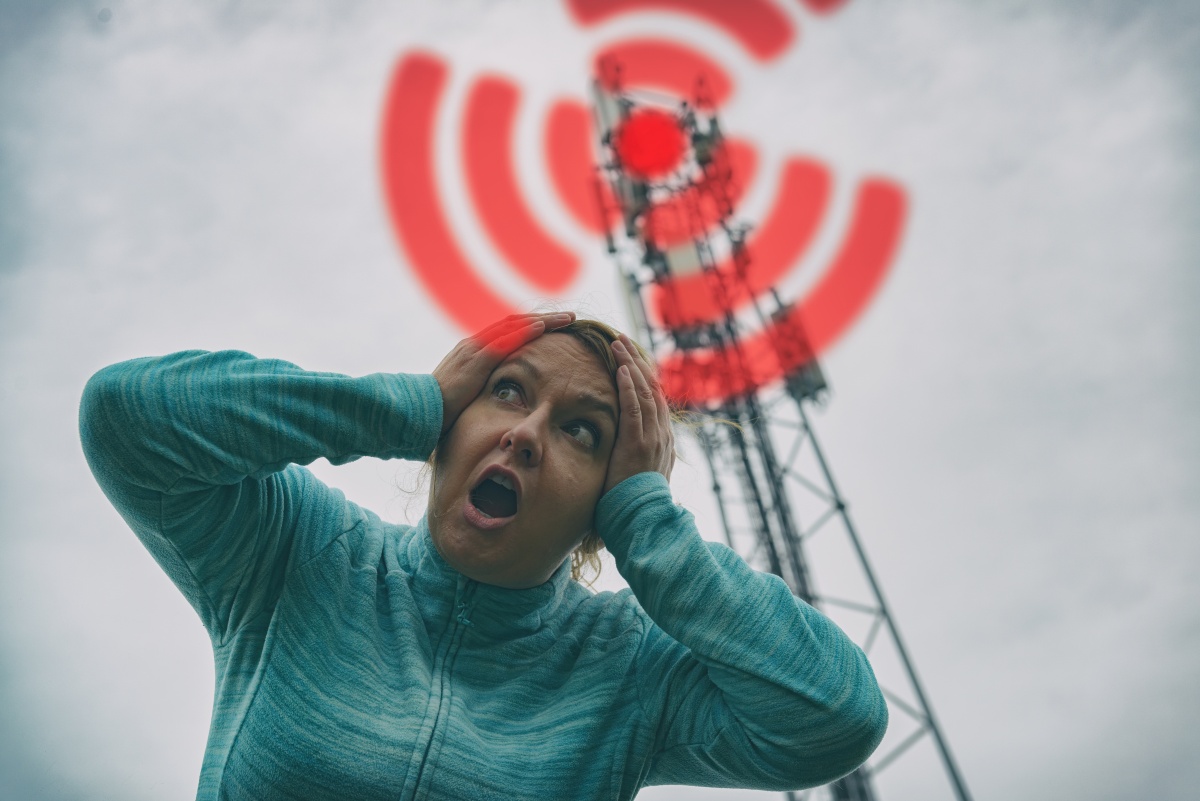 Play i Plus rozbierają rakotwórcze maszty 5G? Wyjaśniamy