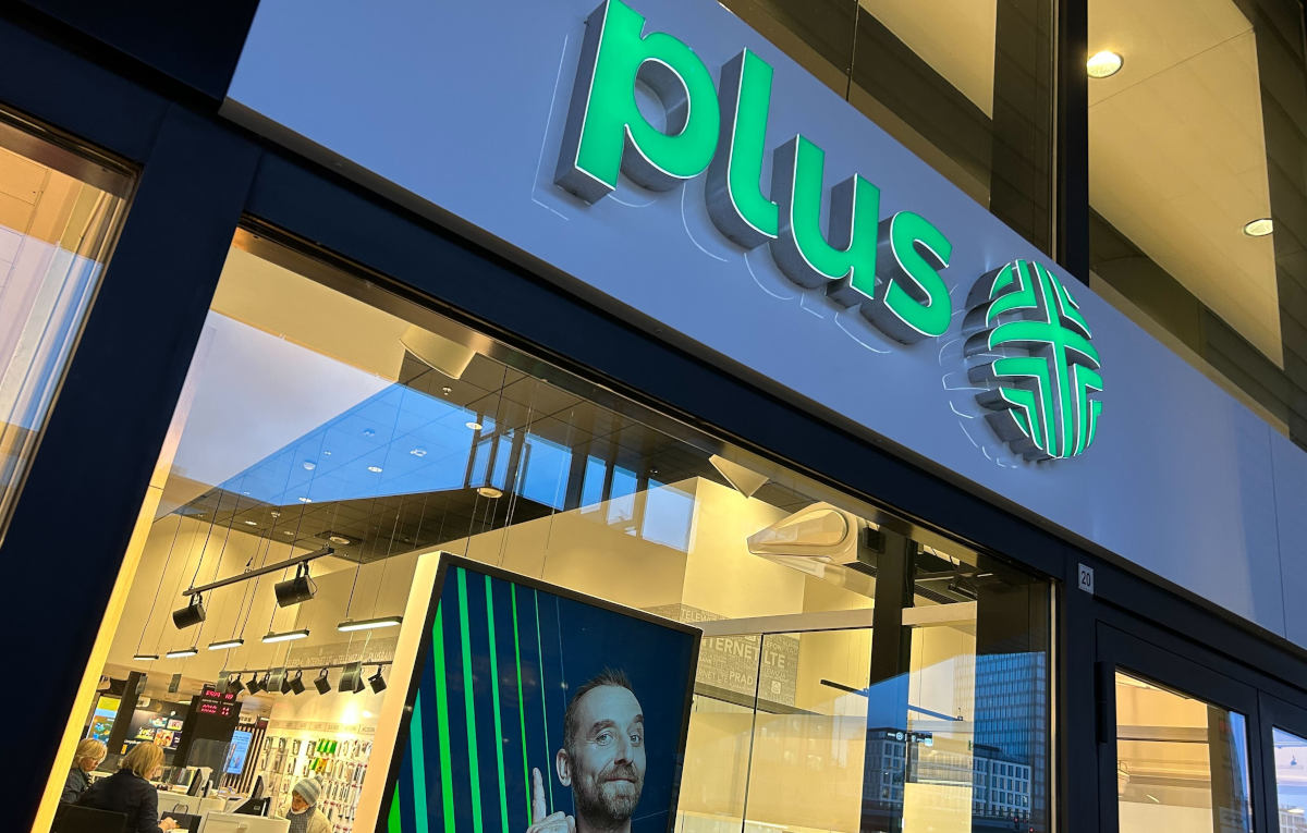 Nowy iPhone za ułamek ceny. Plus kusi ofertą