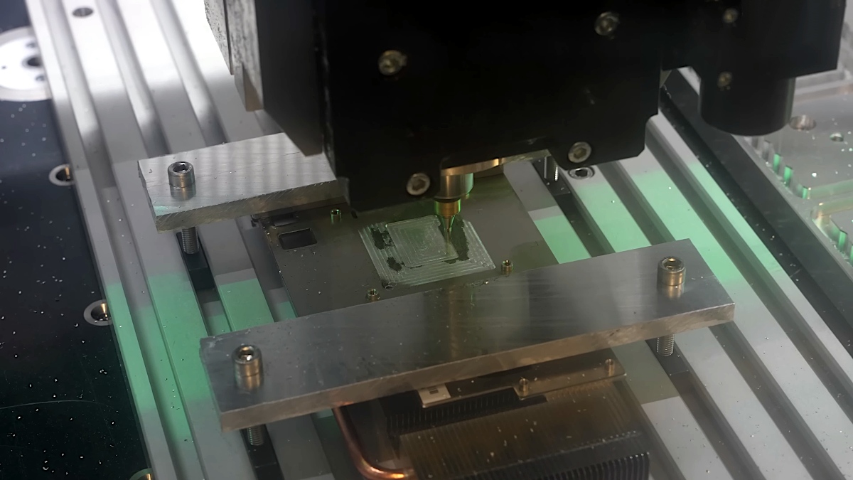 Ciekły metal to przepis na problemy. Tak wyglądają dowody
