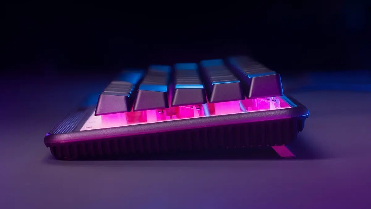 Roccat Magma Mini to tania klawiatura typu 60% z RGB LED