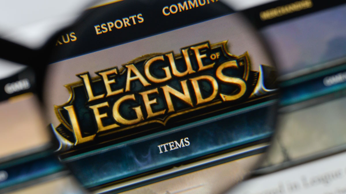 Kod źródłowy League of Legends trafił do sieci. Riot Games ma problem