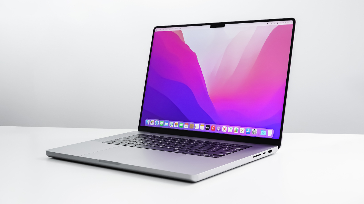 MacBook z ekranem dotykowym. Jobs przewraca się w grobie