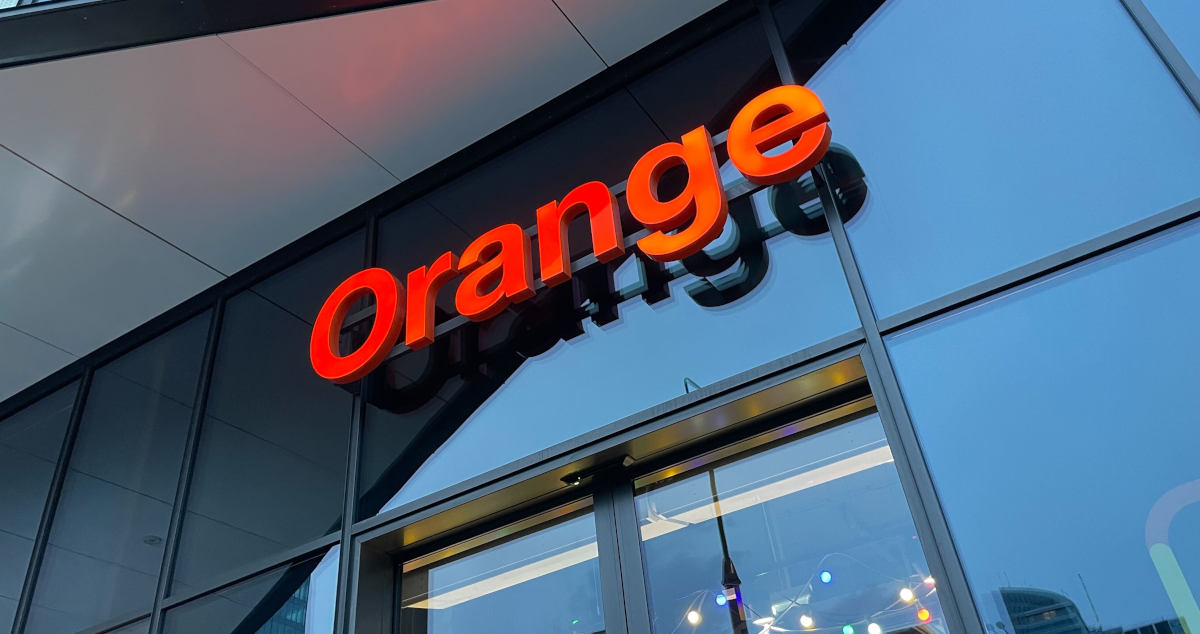 Orange wprowadza za darmo nowe kanały. Zobacz listę zmian