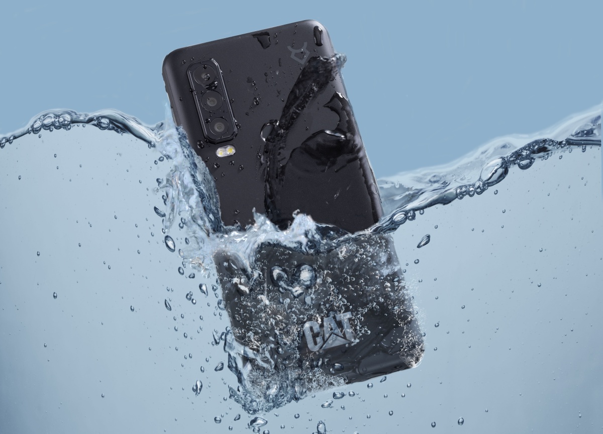 Cat S75 – pancerny smartfon z komunikacją satelitarną