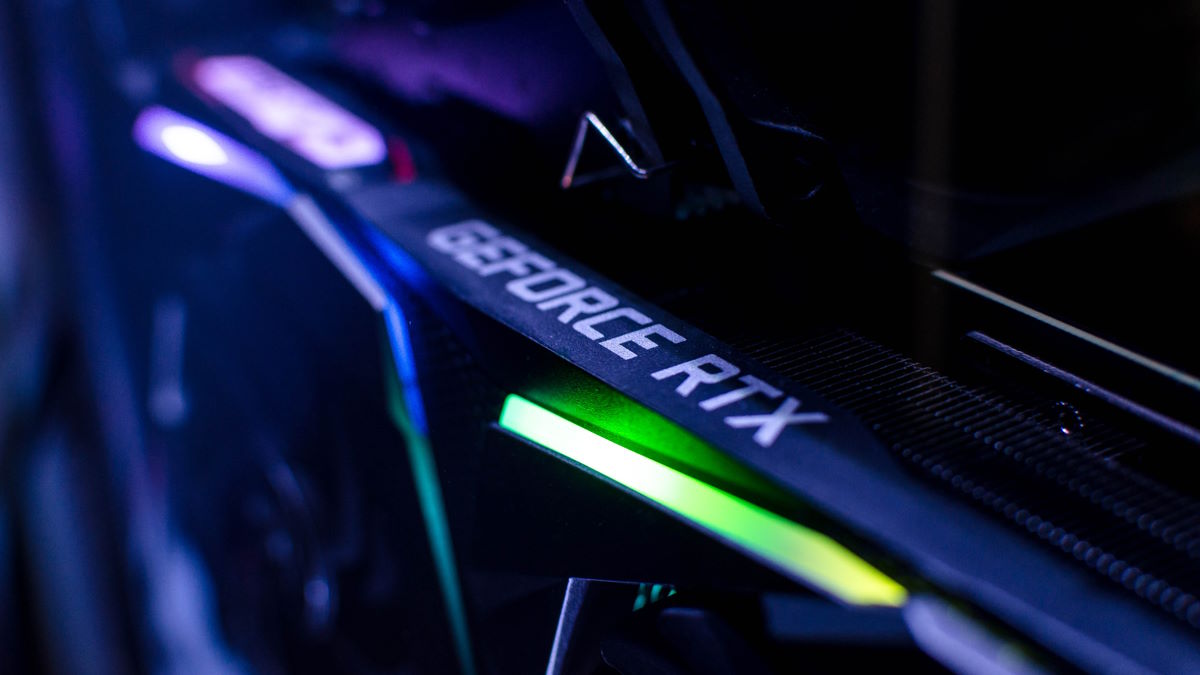 GeForce RTX 4090 Laptop zaskakuje wydajnością. Bije desktopowe karty
