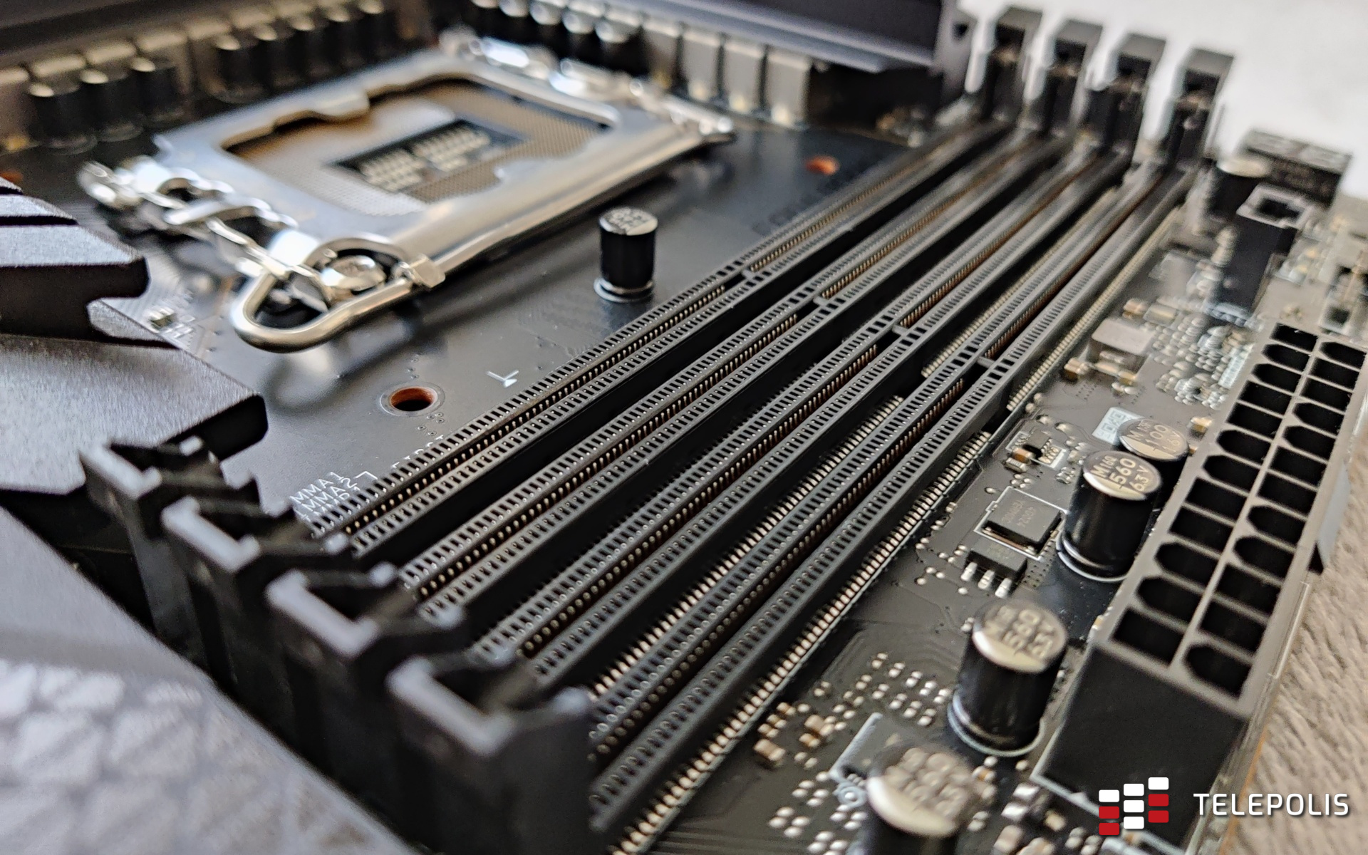 Procesory Intela wspierają od teraz nawet 192 GB pamięci RAM