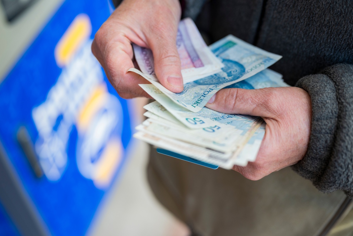 Nieznany numer atakuje. Polacy stracili już ponad 200 tys. zł