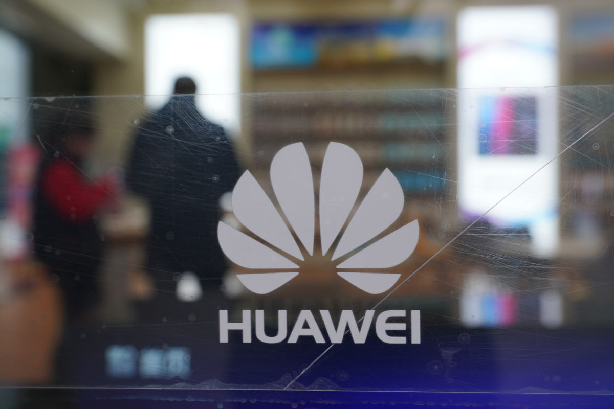 Huawei gryzie się z Xiaomi, poważny zarzut w tle