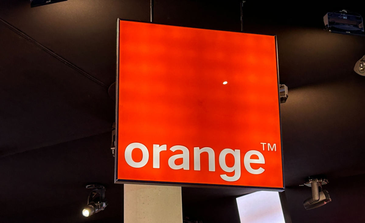 Orange rozdaje klientom prezenty. Jeden jest szczególny