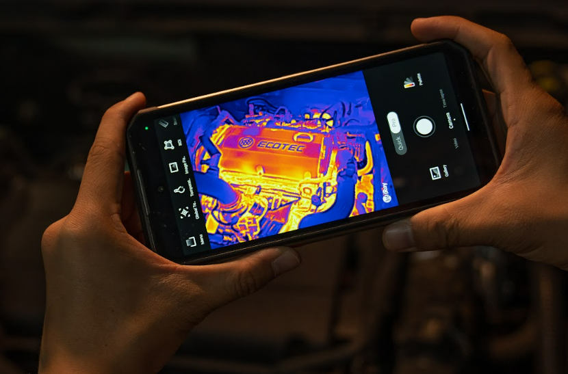 Pancerny Oukitel WP21 Ultra. Termowizja zamiast zegarka