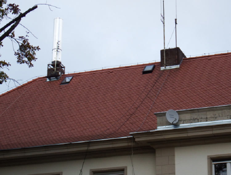 Orange: stacje bazowe inne niż wszystkie. Operator chwali się instalacjami