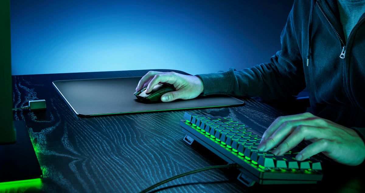 Razer znów szaleje, zrobił szklaną podkładkę pod mysz