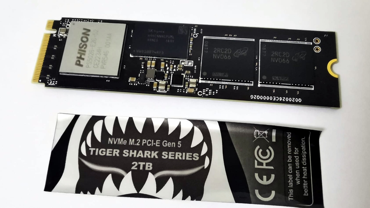 Tak wygląda SSD PCIe 5.0 dla największych fanów RGB LED