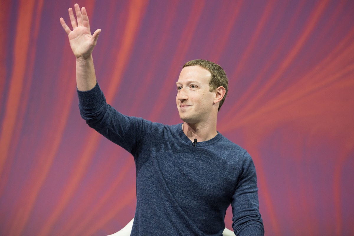 Facebook zwalnia na potęgę. Kolejne 10000 osób straci pracę