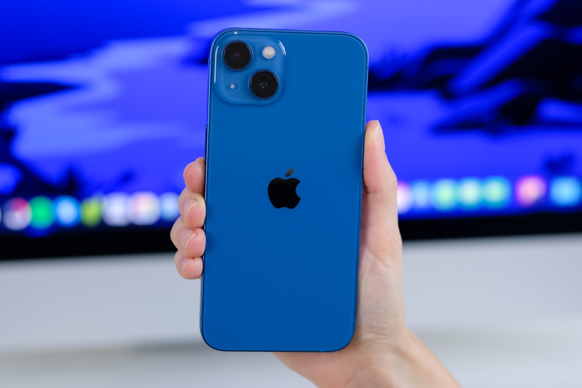 iPhone 13 to najpopularniejszy smartfon 2022 roku