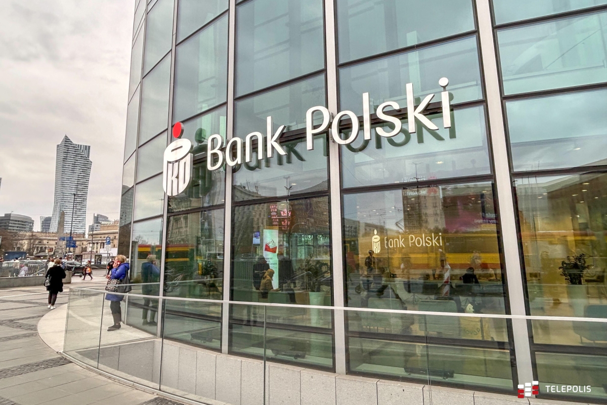 PKO BP przenosi klientów do przyszłości. Dosłownie