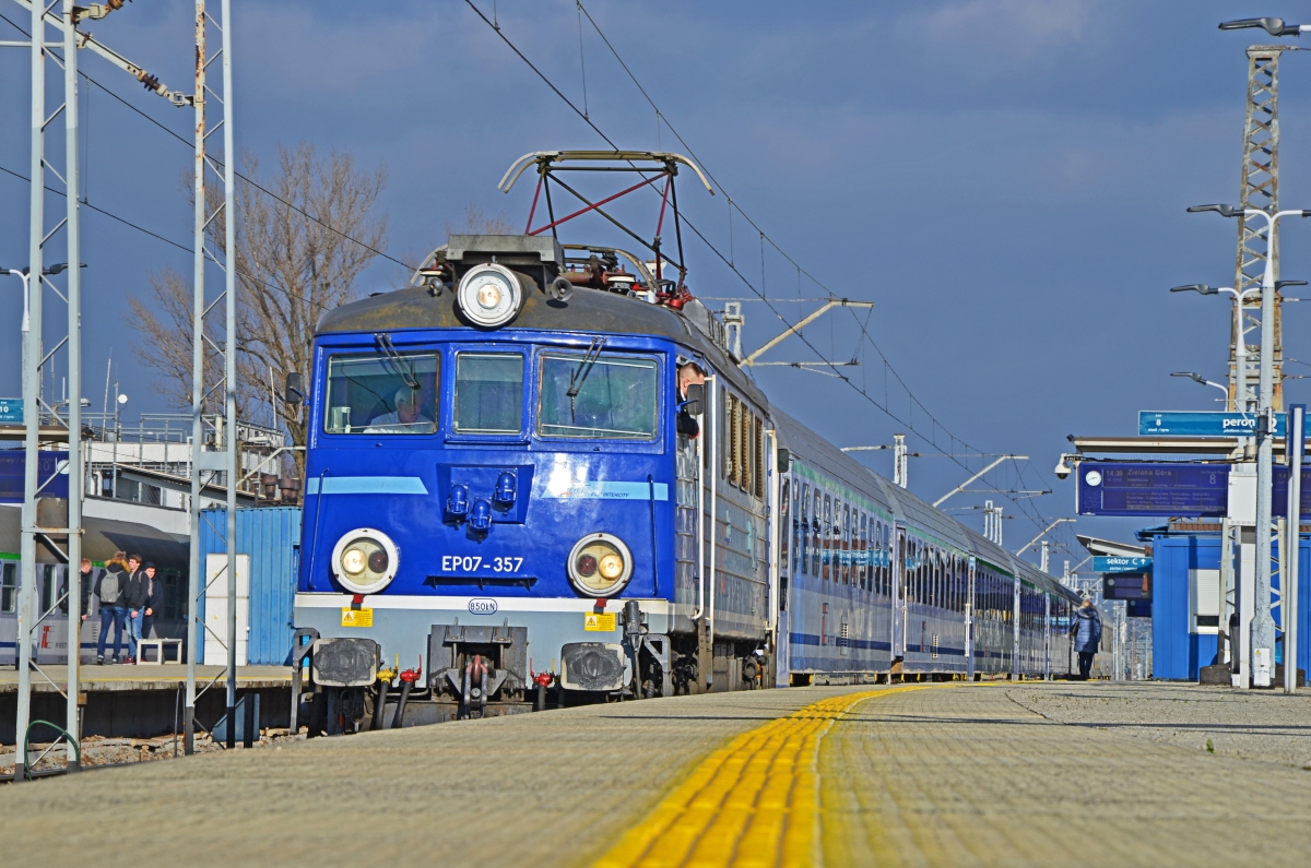 PKP Intercity: łatwiejszy wybór miejsca w kolejnych pociągach