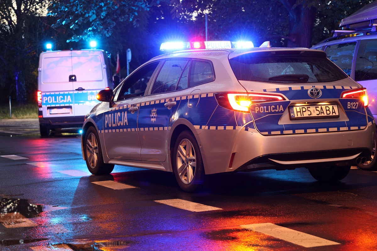 Cyberproblem. Policja alarmuje, ludzie tracą oszczędności życia