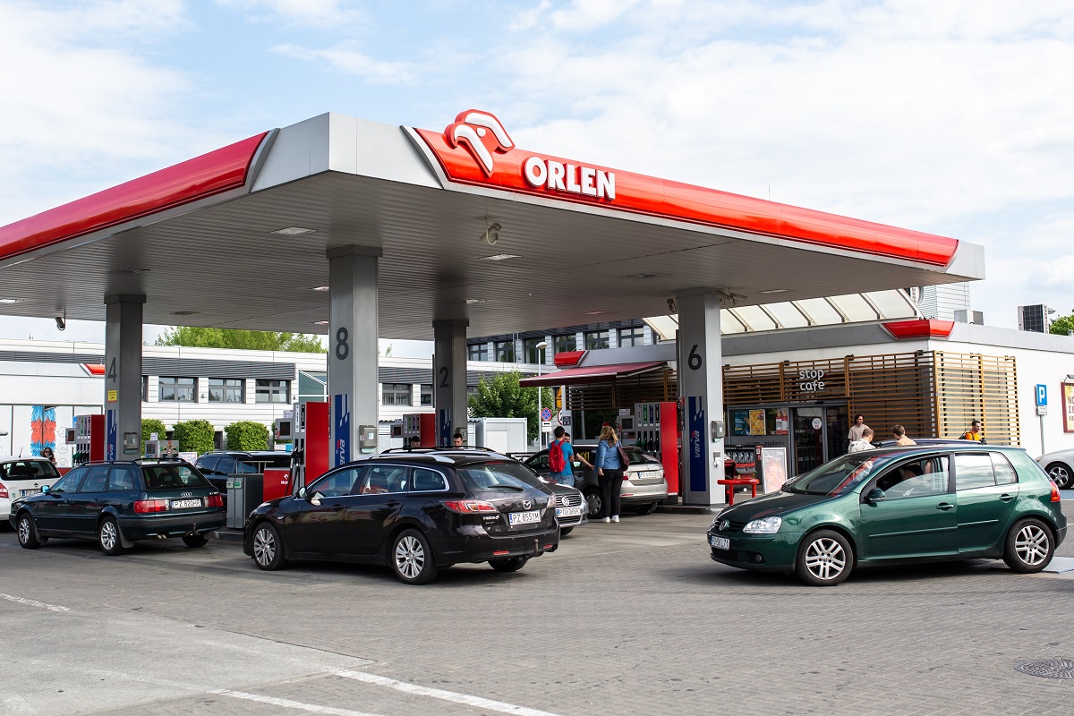 Polska. Nawet czterokrotnie więcej ładowarek elektrycznych do 2025