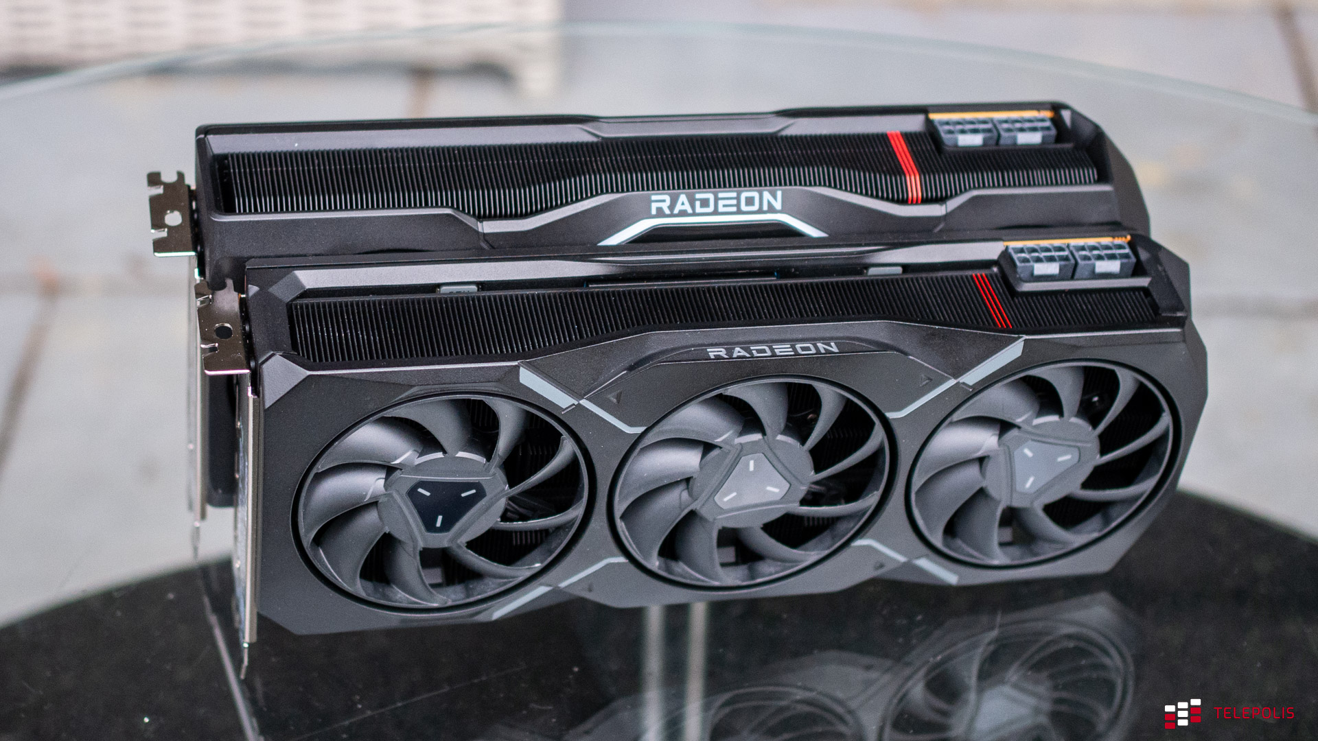 AMD Radeon RX 7900 XTX/XT to świetne karty, ale… - test