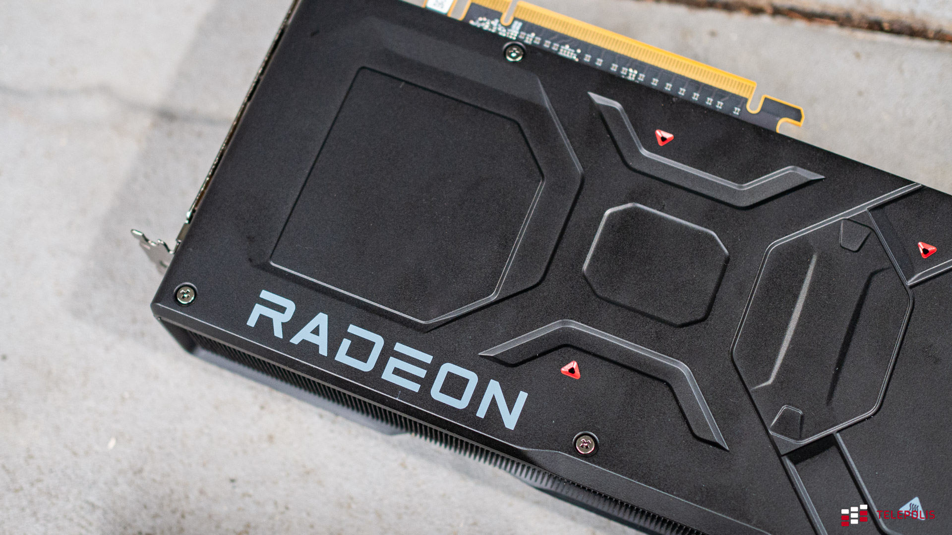 AMD Radeon RX 7900 XTX/XT to świetne karty, ale… - test