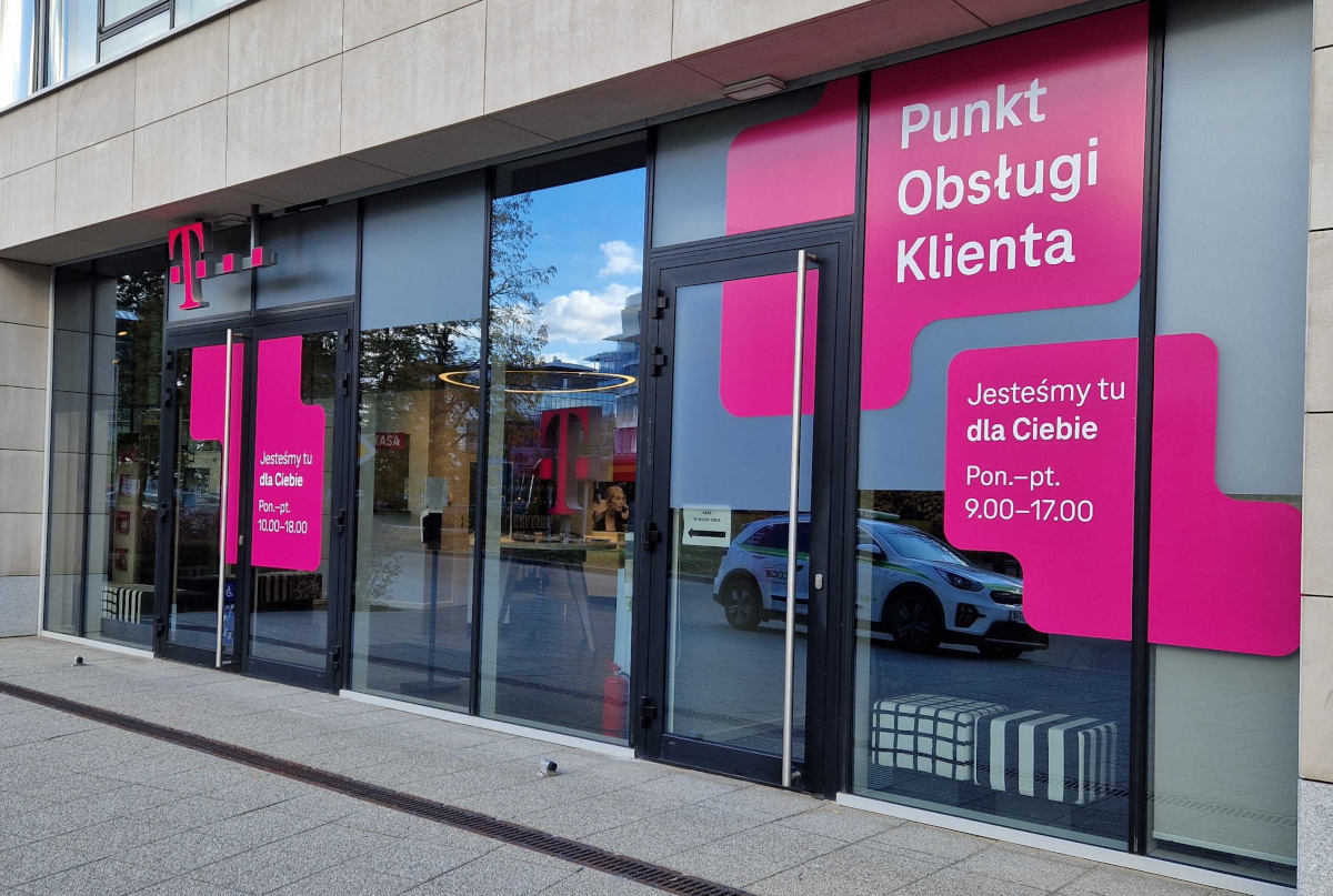 T-Mobile: wybierz telefon Xiaomi, drugi dostaniesz w prezencie