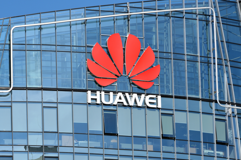 Huawei nakazał partnerom usunąć swoje logo