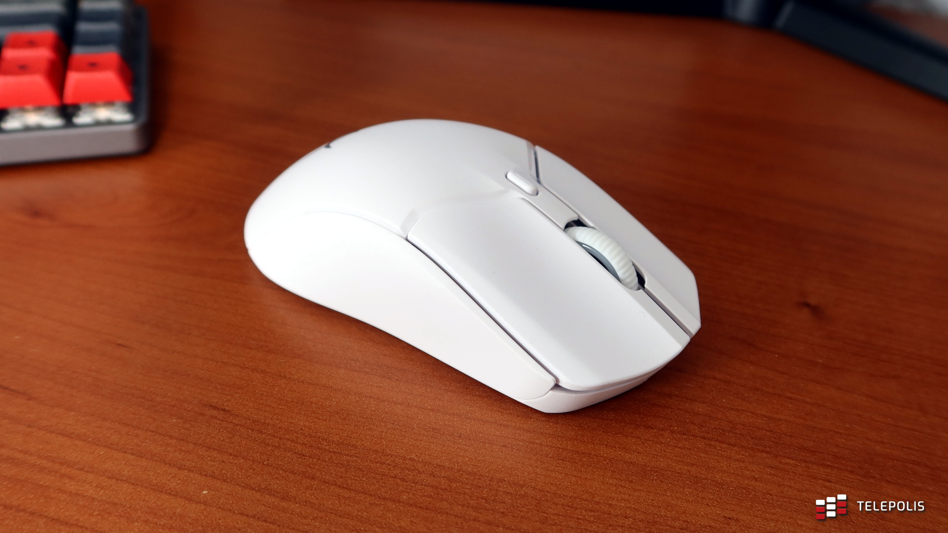 Myszka lekka jak piórko. Czy to nowy król gamingu? (Test)