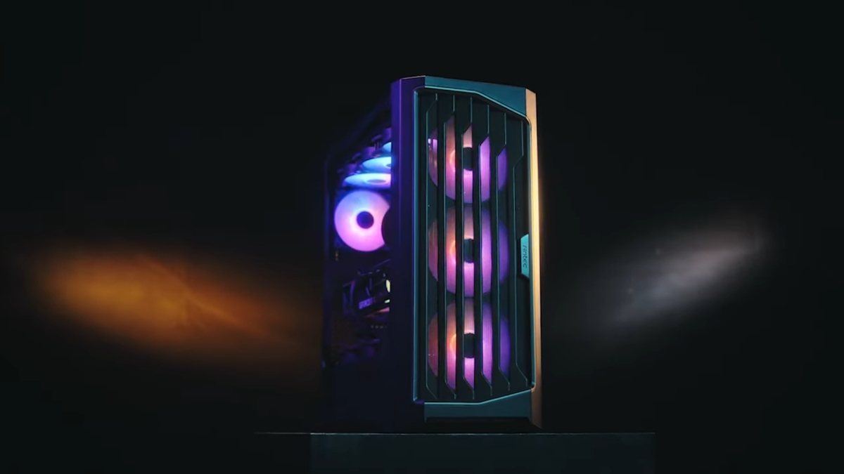 Antec prezentuje futurystyczną obudowę z wbudowanym ekranem