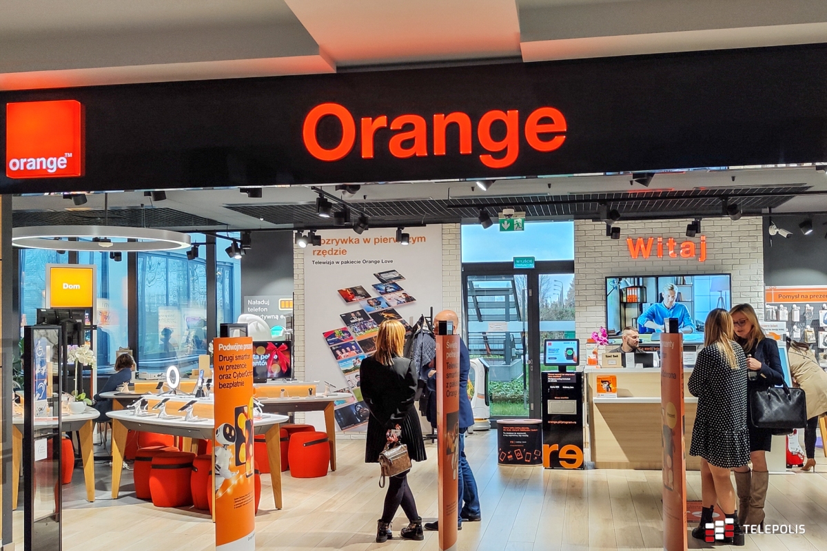 Orange sypie darmowym Internetem. Do zgarnięcia 2400 GB na rok