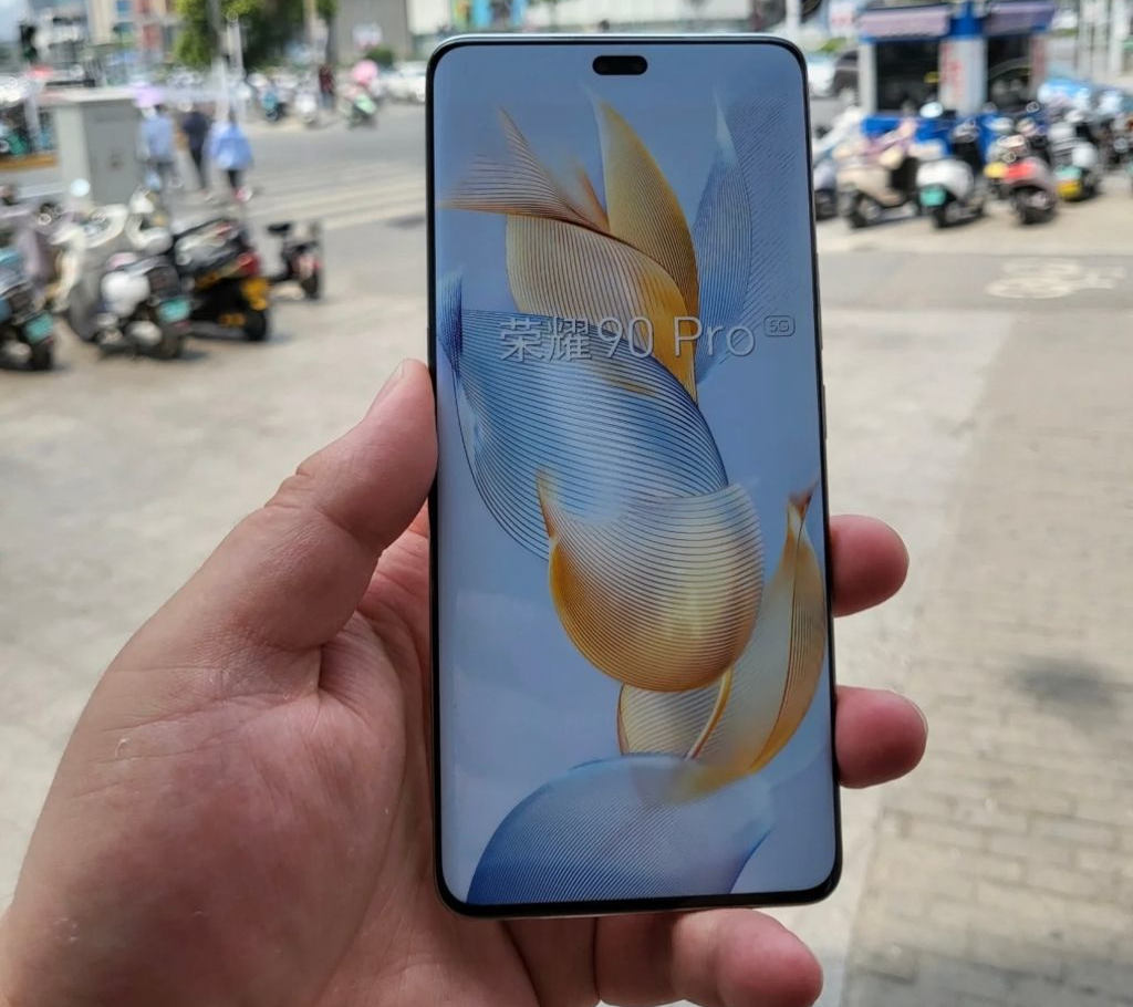 Honor 90 i Honor 90 Pro już za kilka dni. Tak wyglądają na żywo