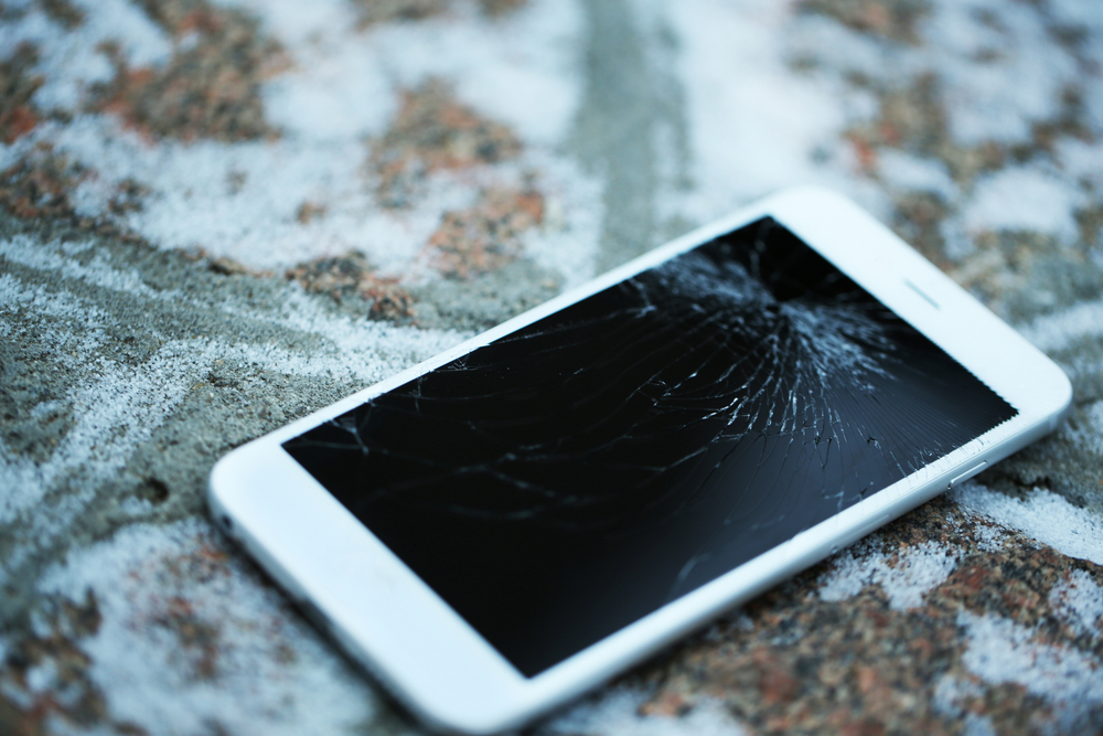Trwa atak na iPhone'y. Mogą ci wyczyścić konto w banku