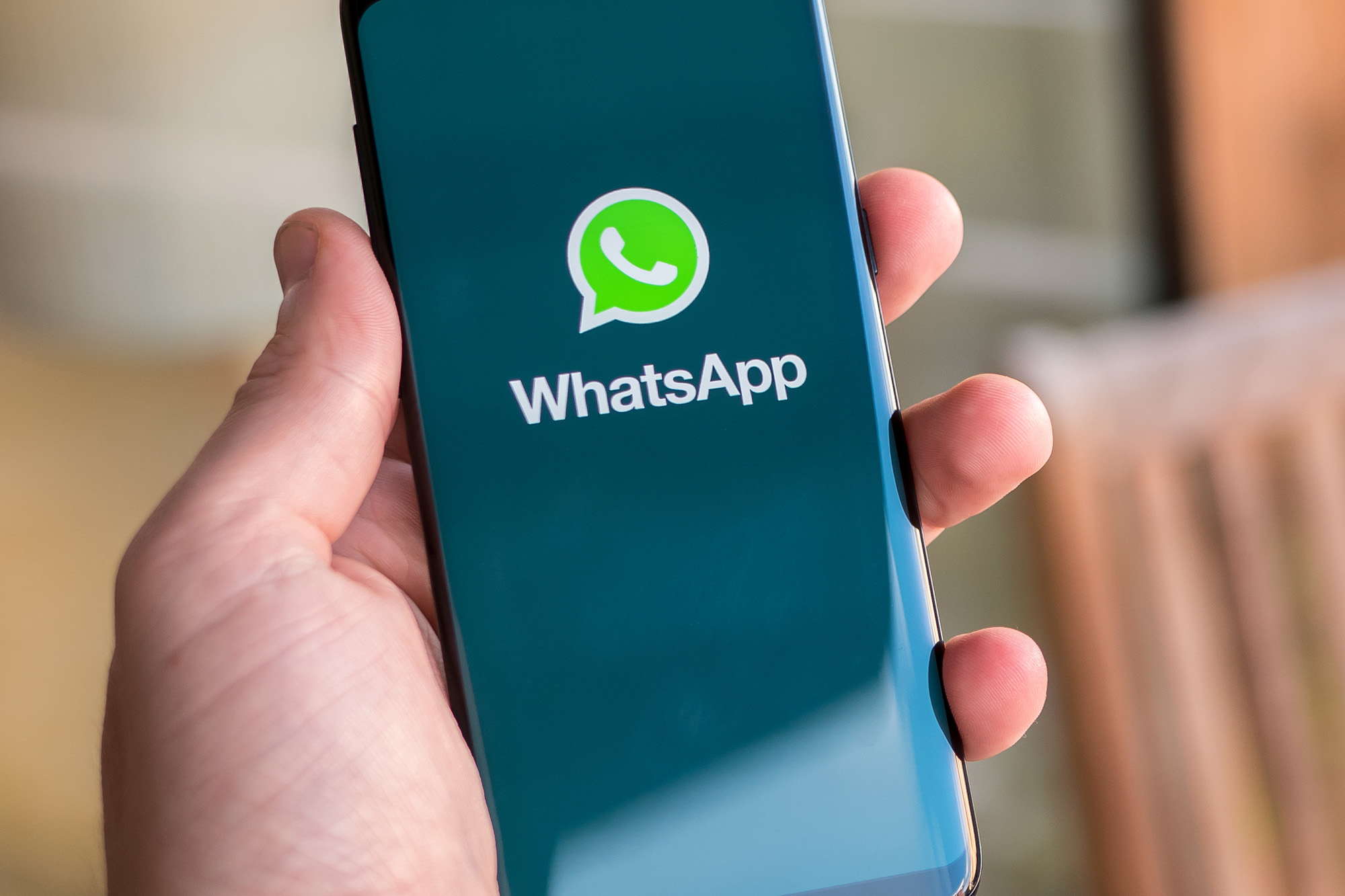 WhatsApp. Przeniesiesz historię na nowy smartfon bez chmury po drodze