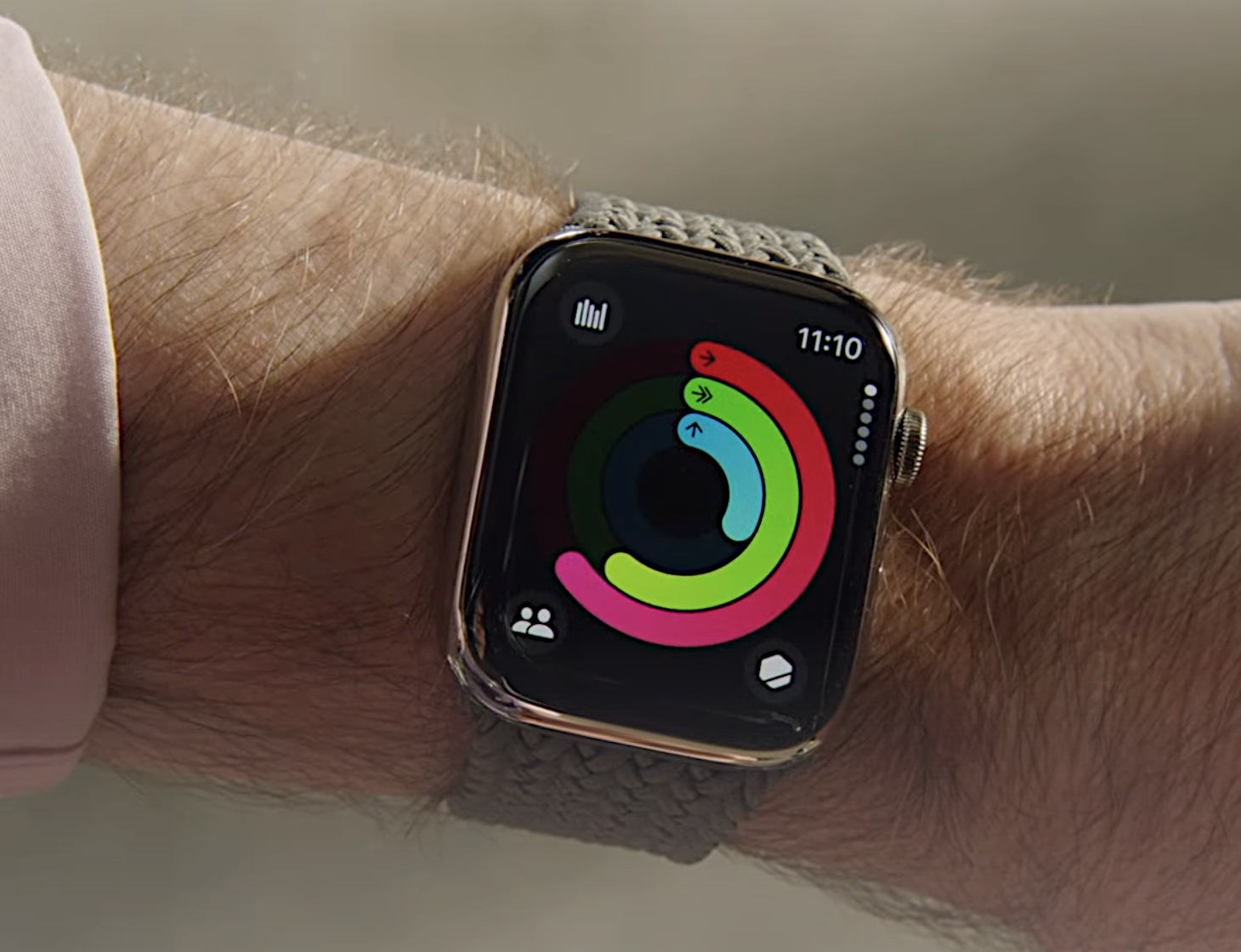 Apple watchOS 10 niesie sporo zmian. Zegarki będą łatwiejsze w użyciu