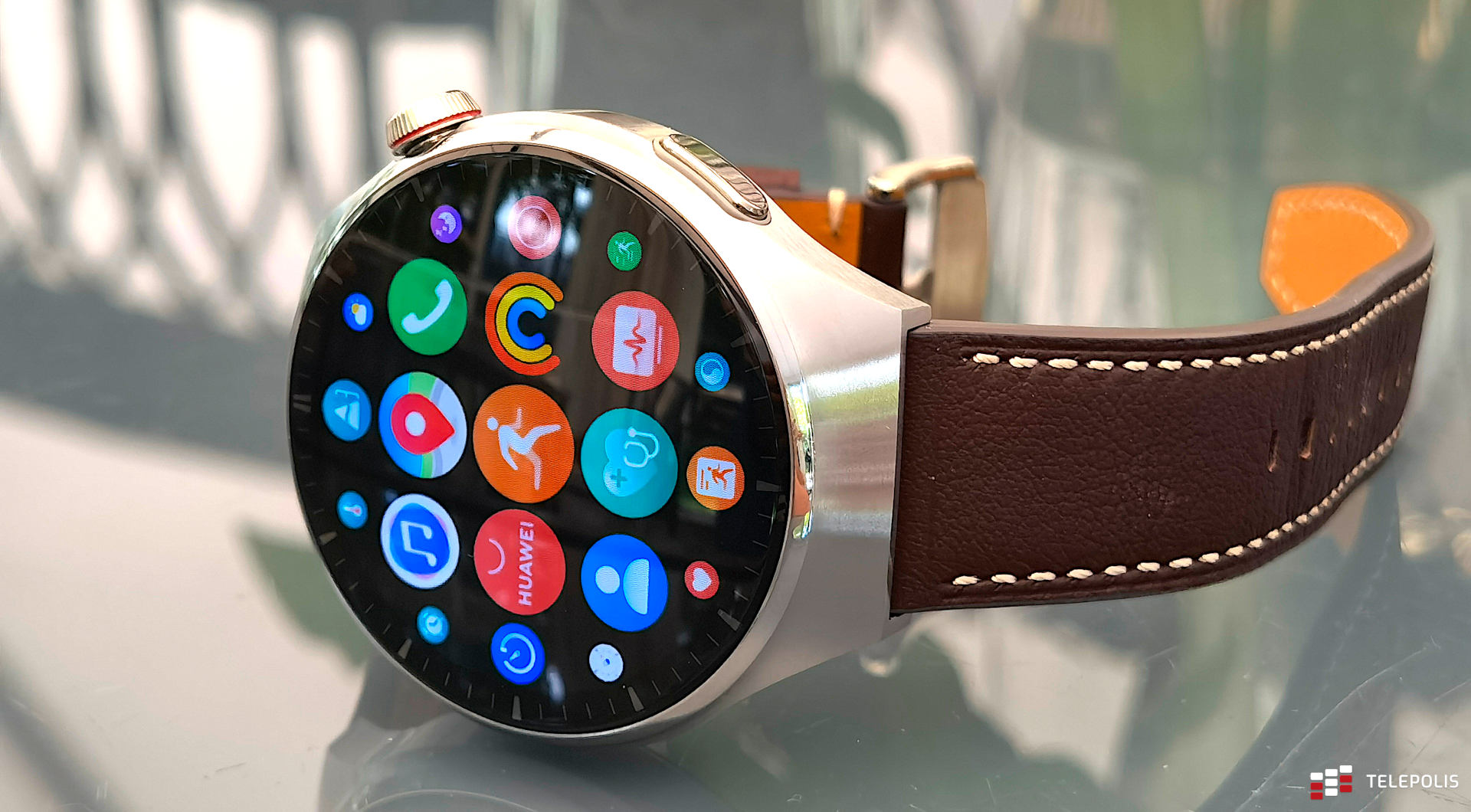 Huawei Watch 4 Pro: pierwsze wrażenia. Ten zegarek jest inny