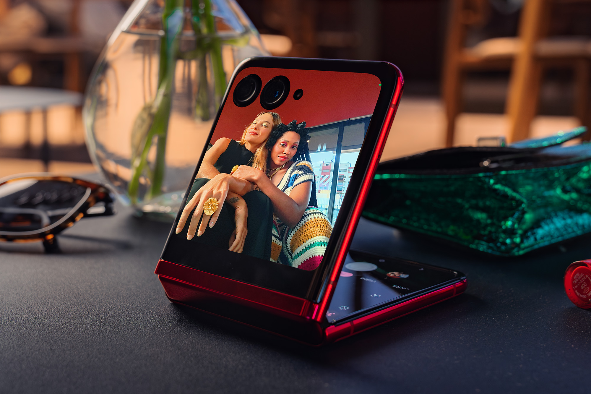 Motorola razr 40 ultra w Polsce. Światowy dizajn… i cena