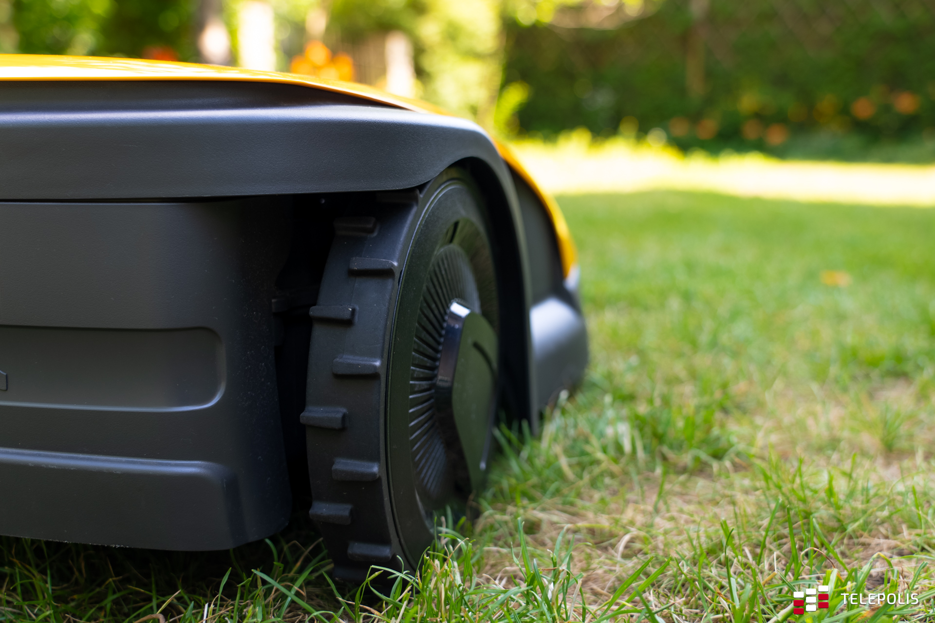 Autonomiczny robot koszący — wszystko, co musisz wiedzieć
