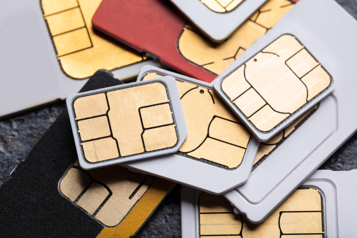 UKE: w Polsce jest około 60 mln kart SIM. Wzrosła penetracja usług