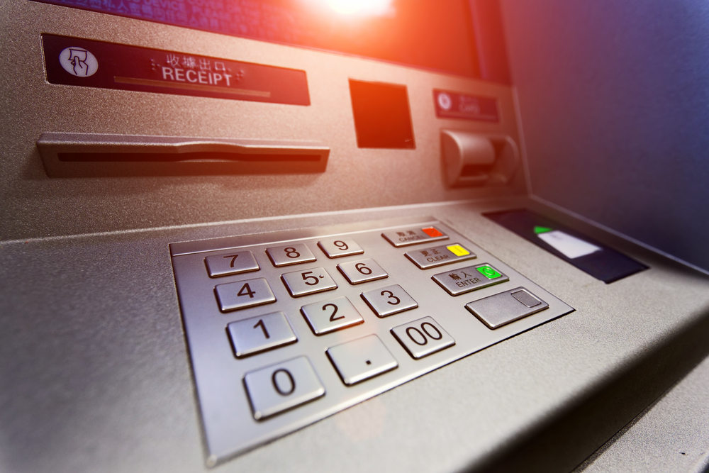 Spektakularny atak na bankomat. Dotąd to udawało się tylko w grach