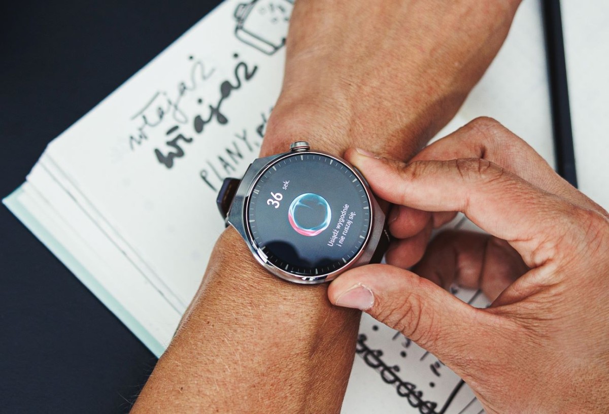 Smartwatch pomoże Ci w walce ze stresem. Zobacz, jak