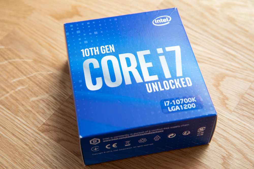 Piekło zamarzło. Intel rezygnuje z procesorów Core i7 i pokrewnych