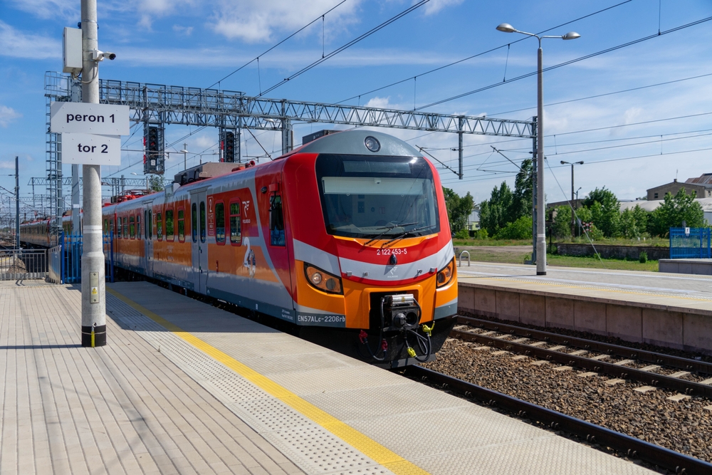 Jedziesz koleją? Polregio dorzuci ci bagażu. Dosłownie